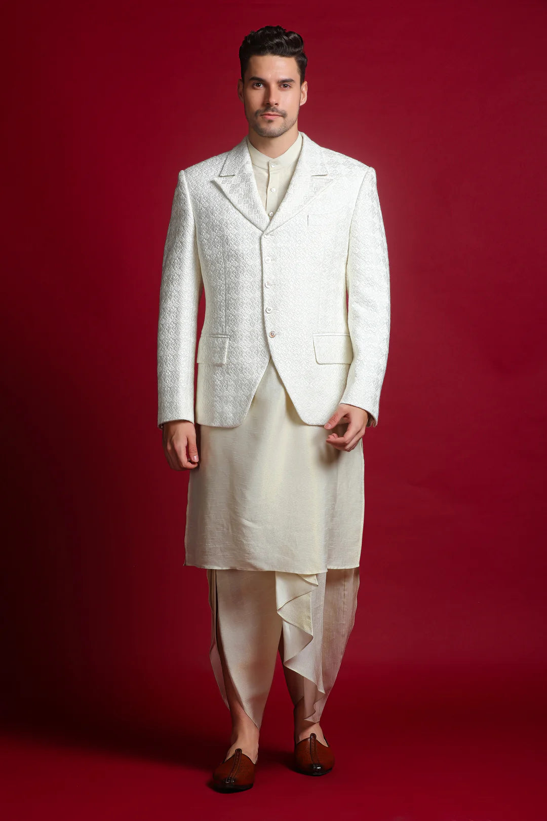 Char Chaand: Elevating Groom's Fashion with Wedding Suits